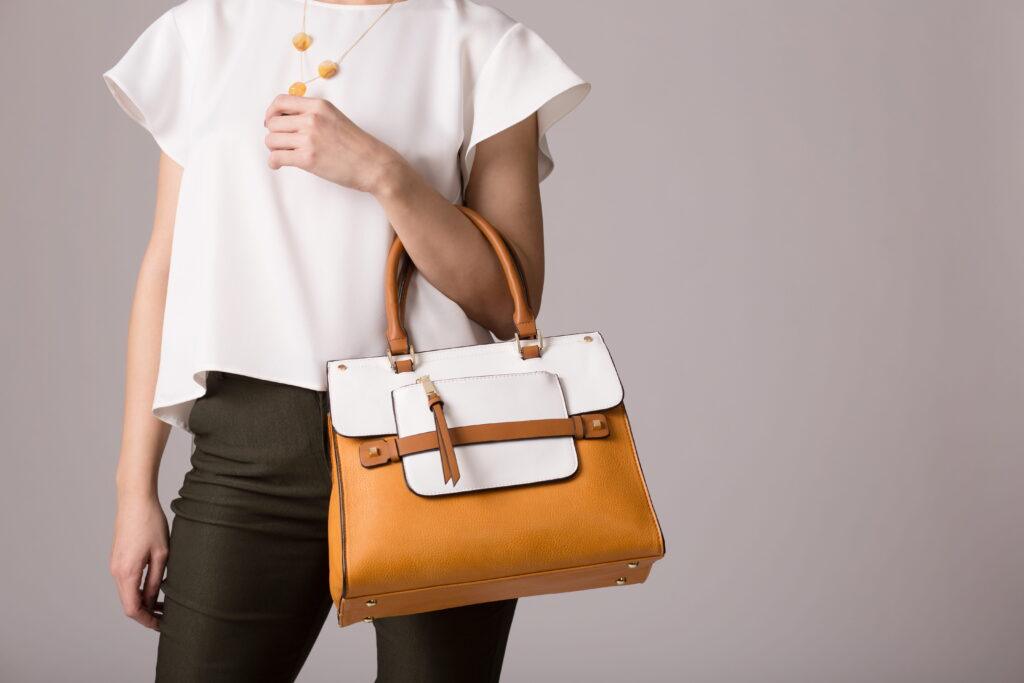 sac a main de luxe d'occasion jaune