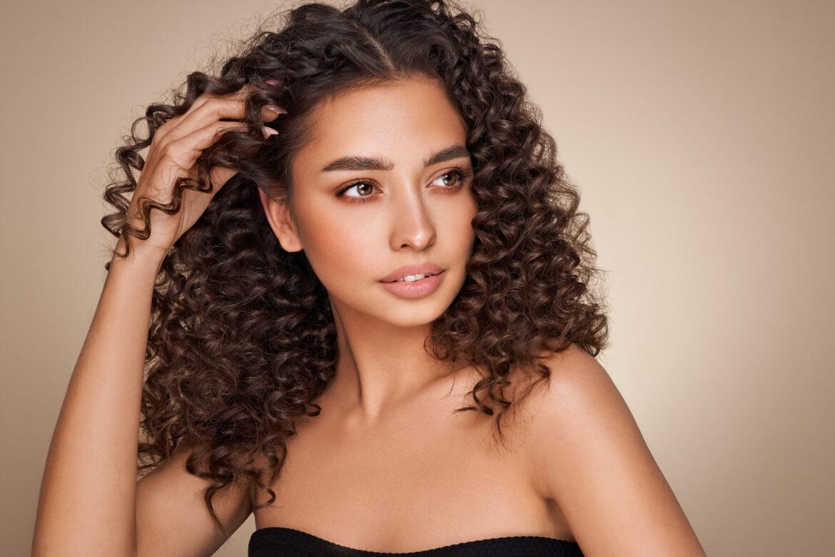 retrouver ses boucles naturelles après des années de lissage